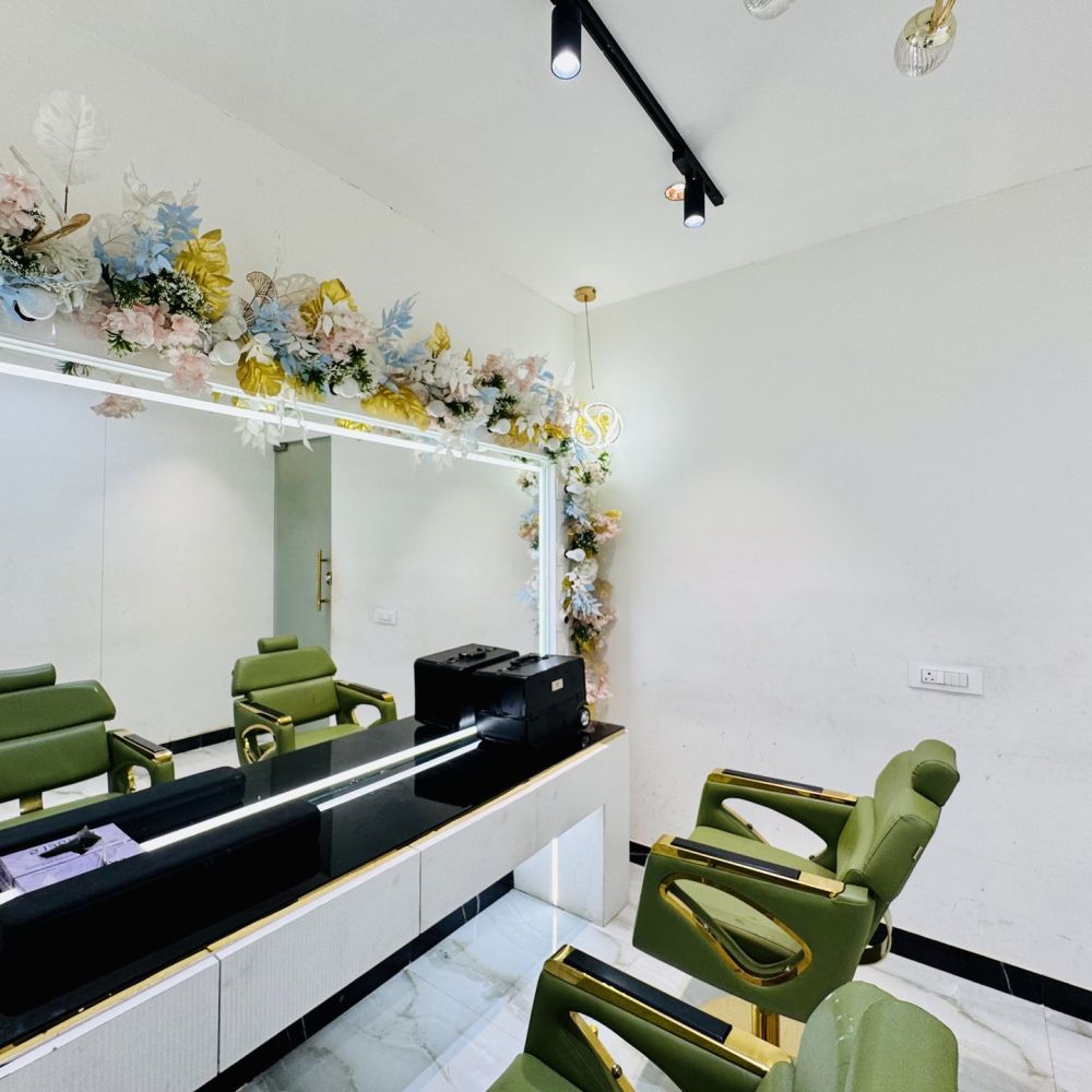 Beaut Master salon work